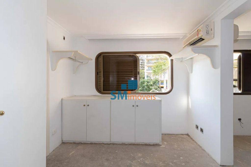 Apartamento à venda com 4 quartos, 231m² - Foto 12