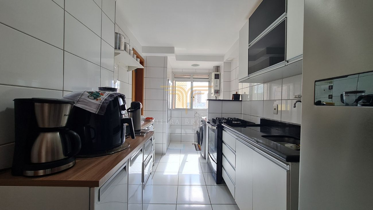 Apartamento à venda com 3 quartos, 112m² - Foto 18