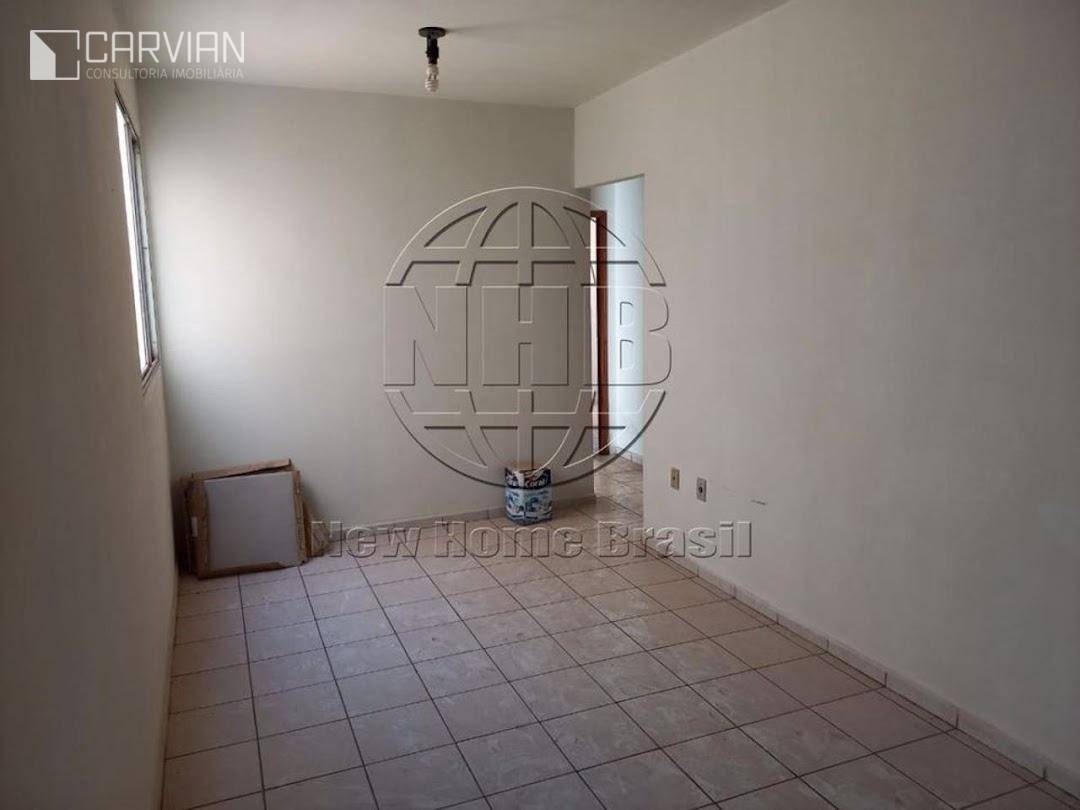 Apartamento à venda com 3 quartos, 76m² - Foto 4