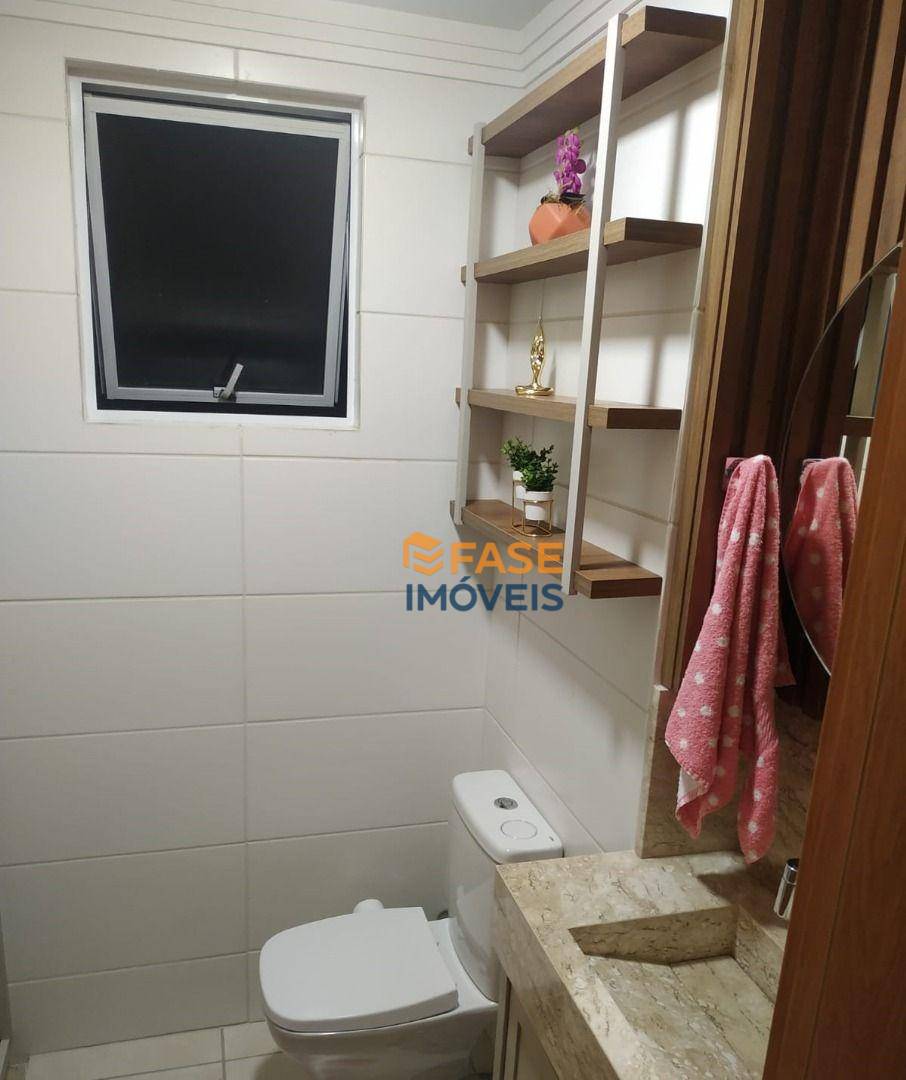 Apartamento à venda com 2 quartos, 66m² - Foto 15