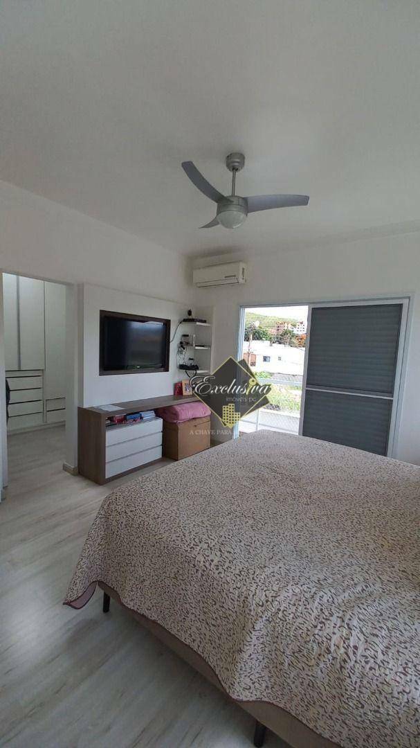 Casa à venda com 3 quartos, 300m² - Foto 14