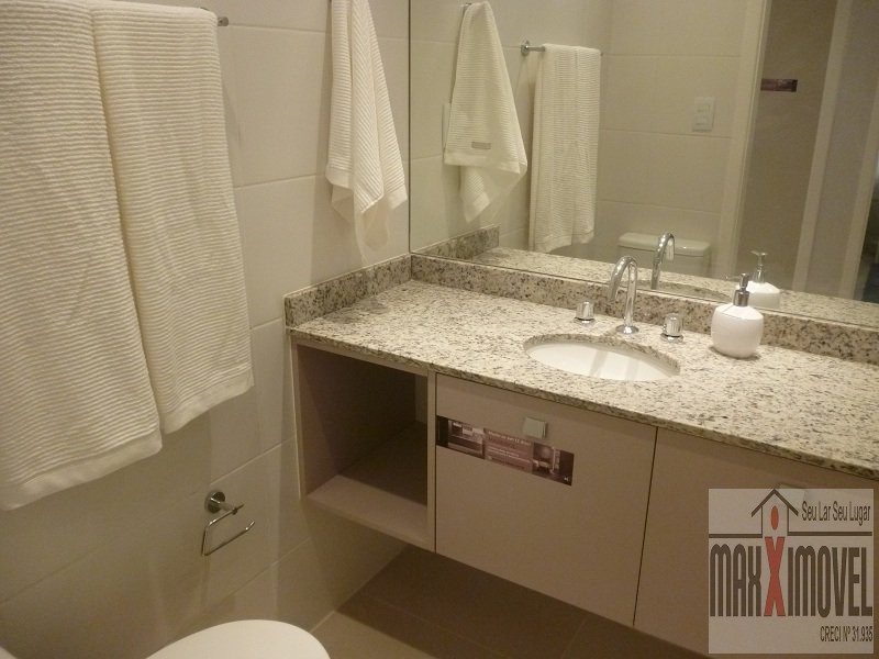 Apartamento à venda com 2 quartos, 62m² - Foto 17