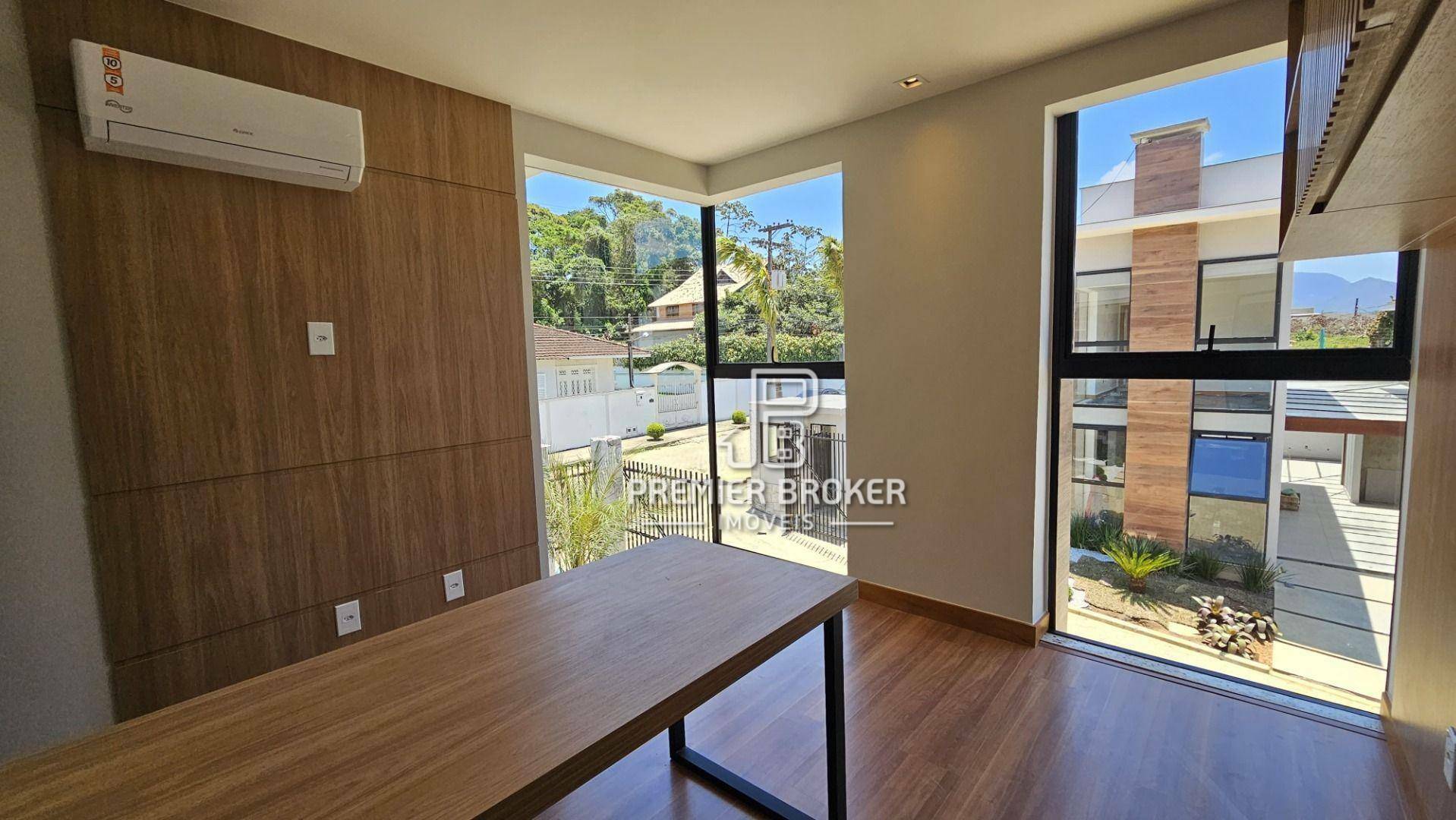 Casa à venda com 4 quartos, 151m² - Foto 18