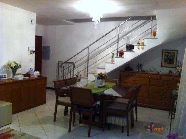 Apartamento à venda com 3 quartos, 141m² - Foto 1