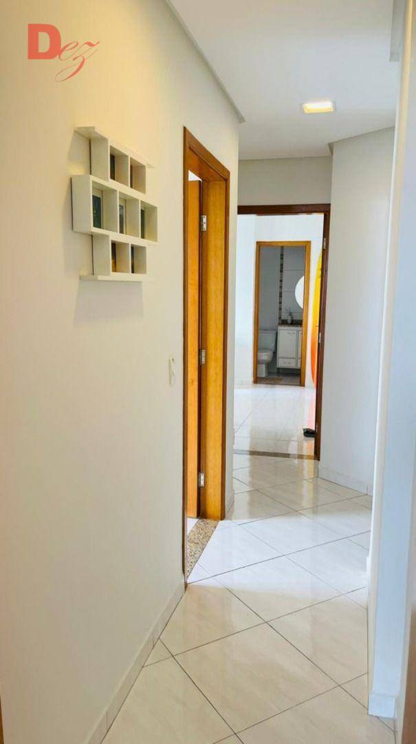 Apartamento à venda com 3 quartos, 144m² - Foto 9