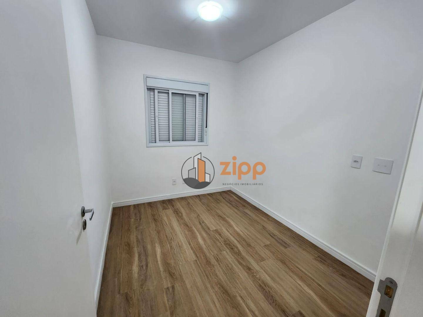 Apartamento à venda com 2 quartos, 43m² - Foto 11