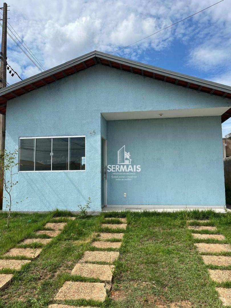 Casa para alugar com 3 quartos, 250m² - Foto 1