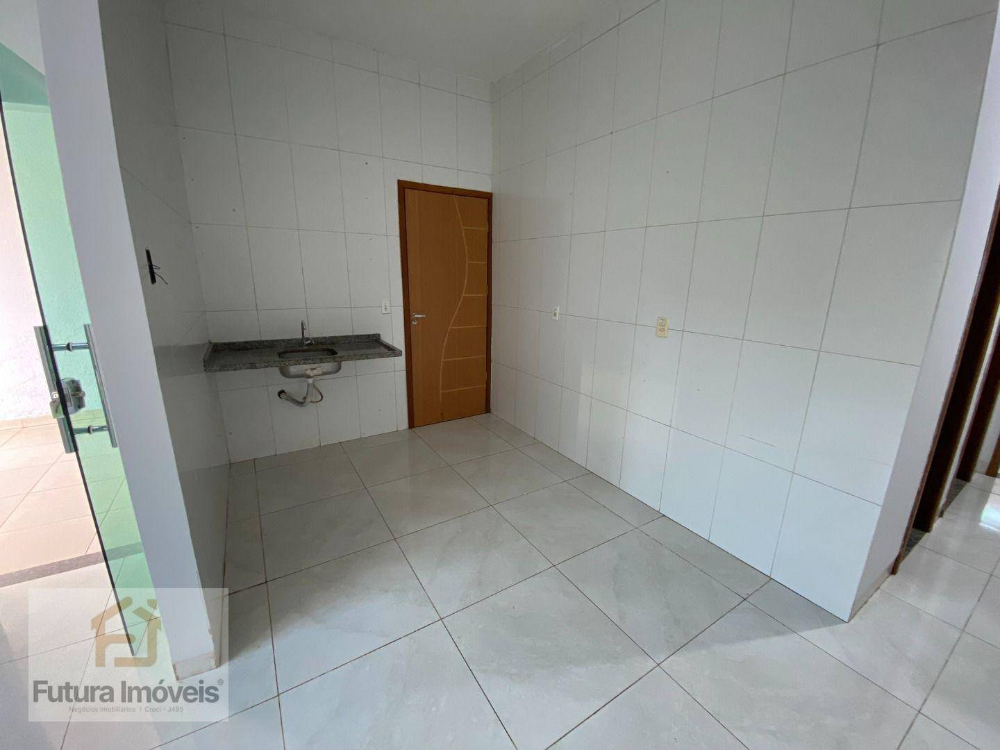 Casa para alugar com 2 quartos, 65m² - Foto 6