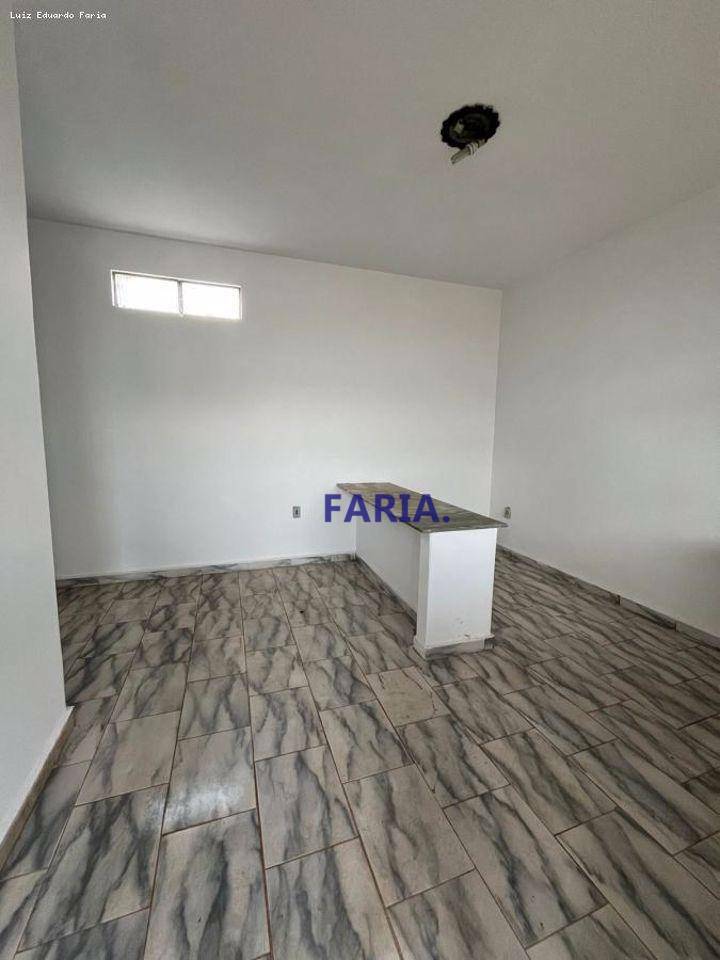 Casa à venda com 2 quartos, 73m² - Foto 8