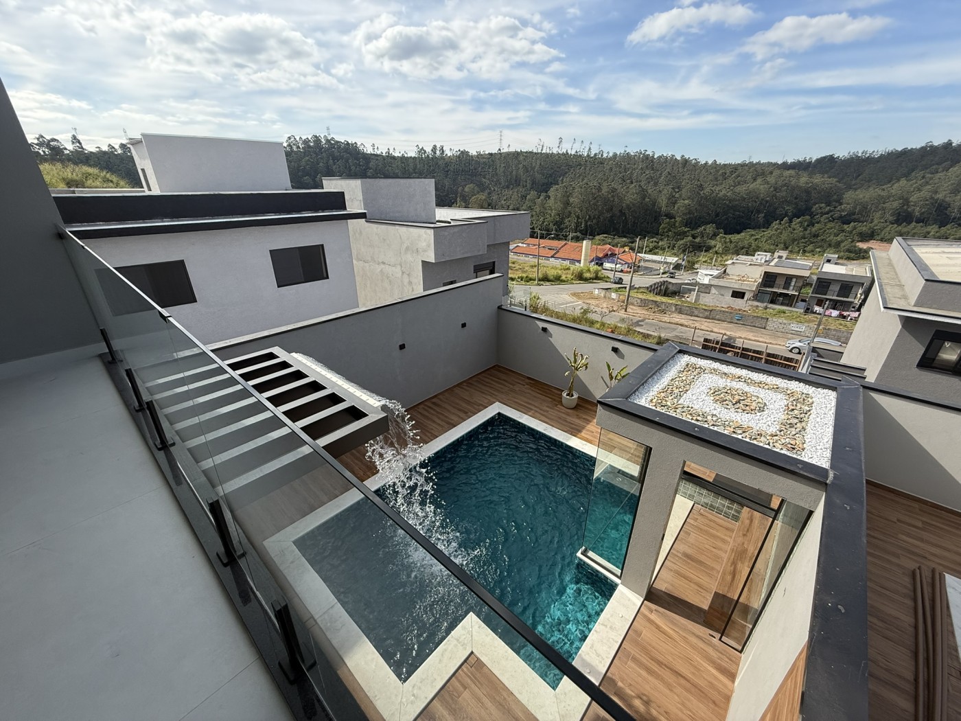 Casa à venda com 3 quartos, 215m² - Foto 7