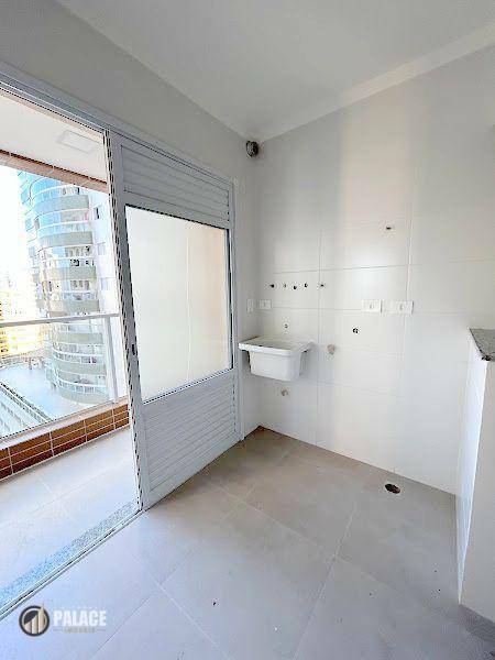 Apartamento à venda com 3 quartos, 143m² - Foto 9