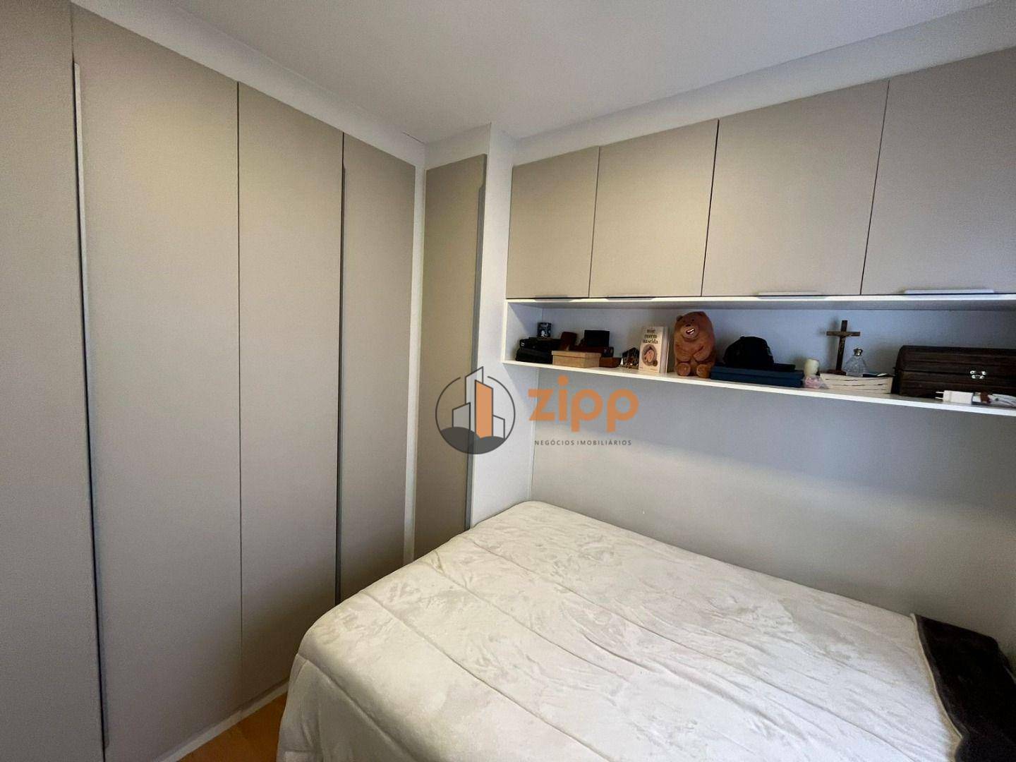 Apartamento à venda com 2 quartos, 42m² - Foto 9