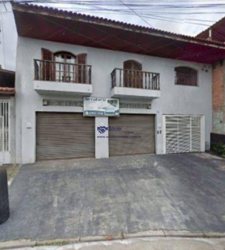 Sobrado à venda com 4 quartos, 400m² - Foto 1