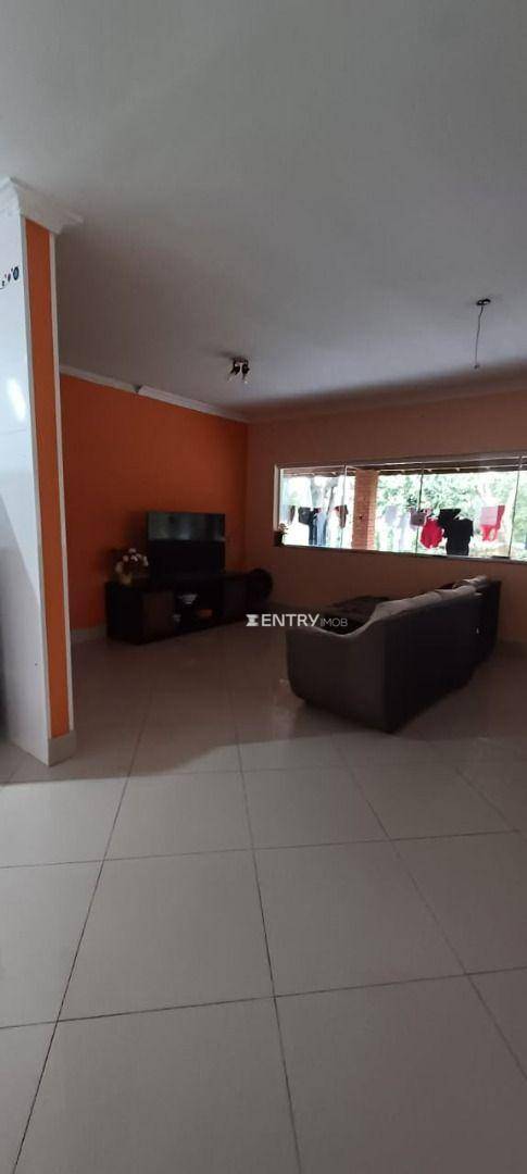 Chácara à venda com 3 quartos, 384m² - Foto 18