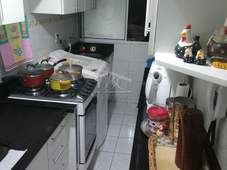 Apartamento à venda com 3 quartos, 50m² - Foto 5