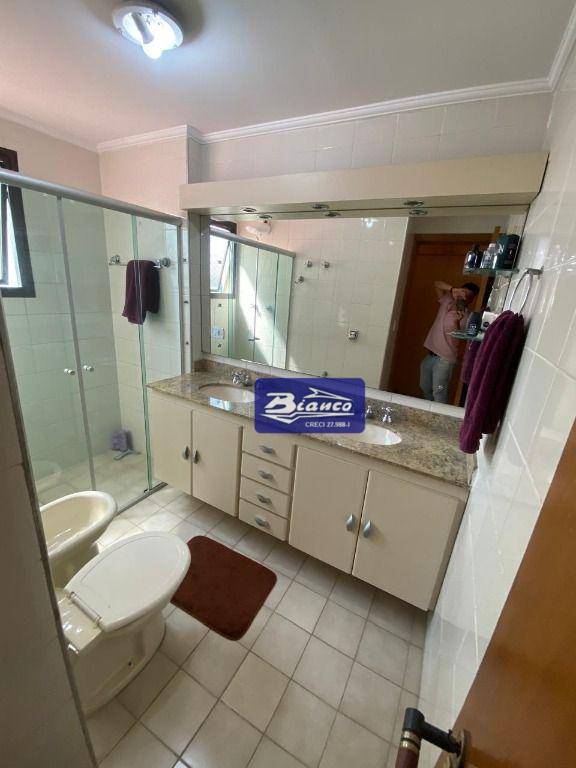 Apartamento à venda com 4 quartos, 168m² - Foto 50