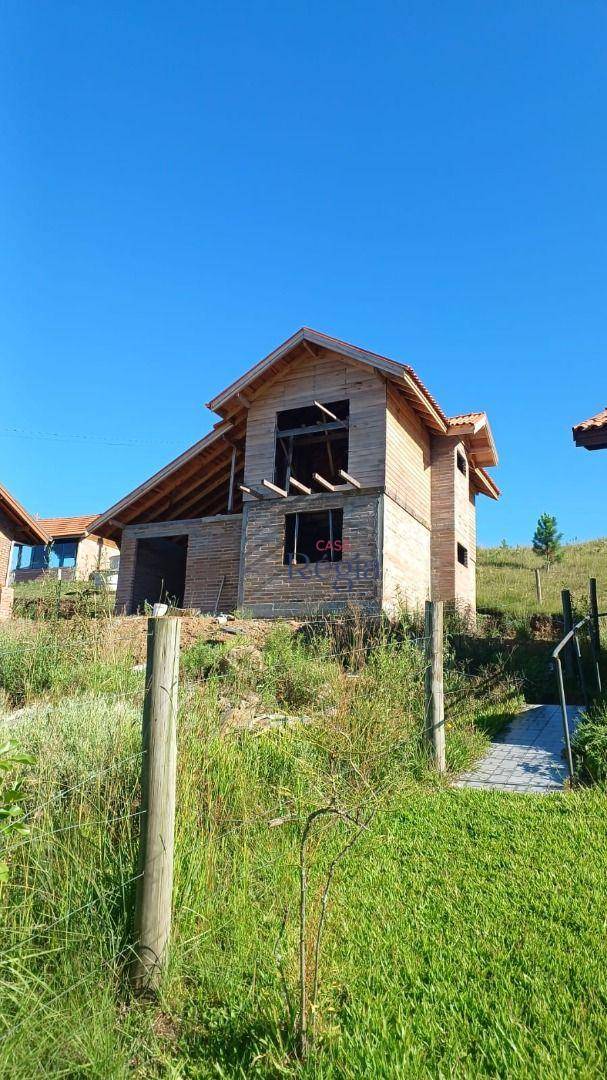 Casa, 3 quartos, 142 m² - Foto 1