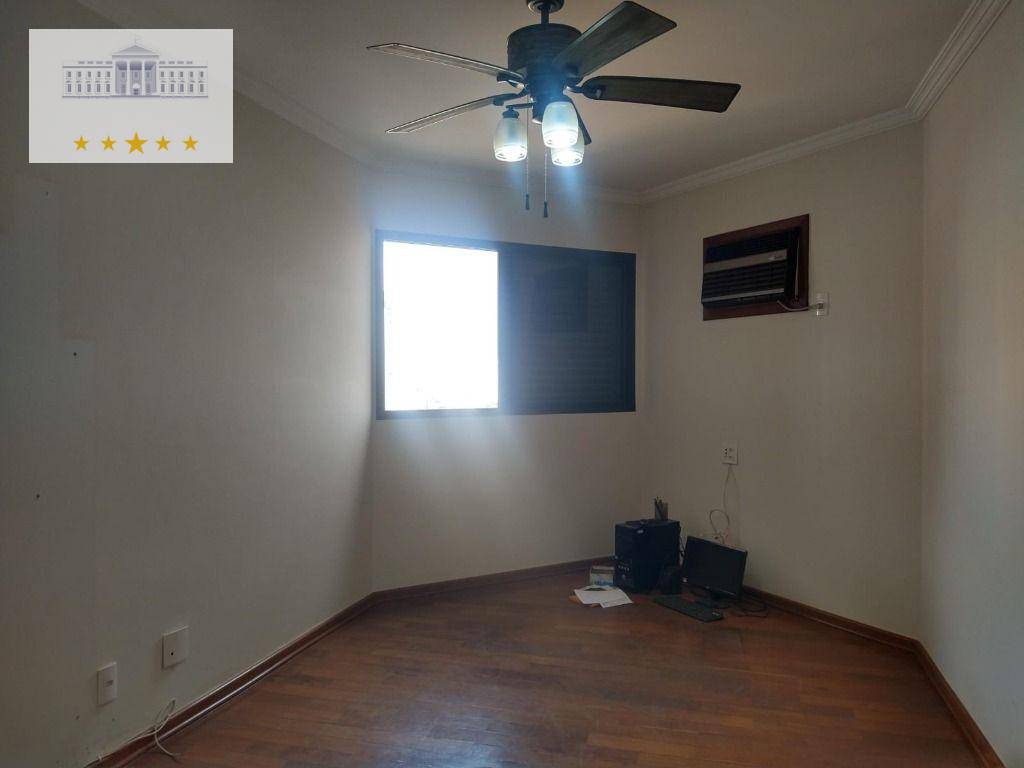 Apartamento à venda com 3 quartos, 161m² - Foto 12