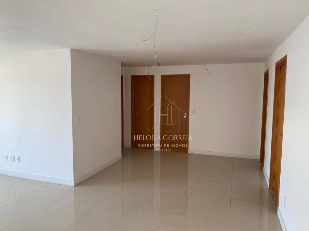 Apartamento à venda com 3 quartos, 141m² - Foto 5