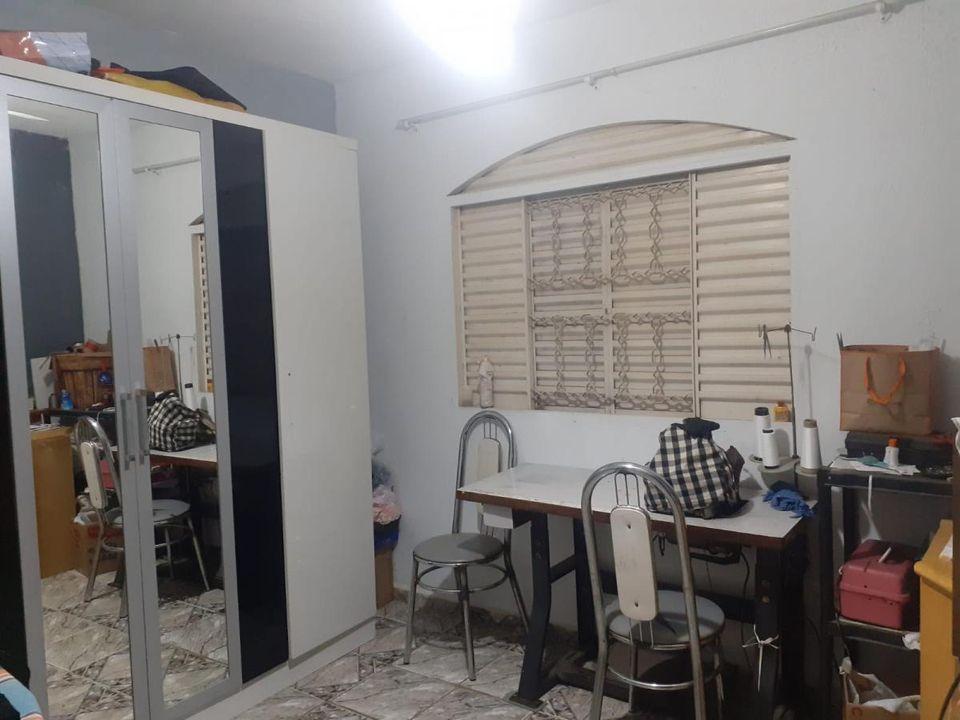 Casa à venda com 4 quartos, 170m² - Foto 5