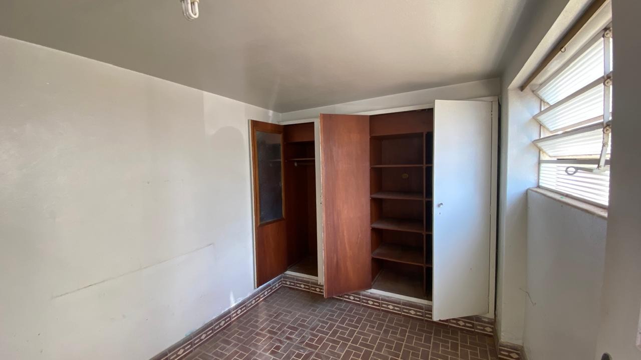 Casa para alugar com 5 quartos, 465m² - Foto 7