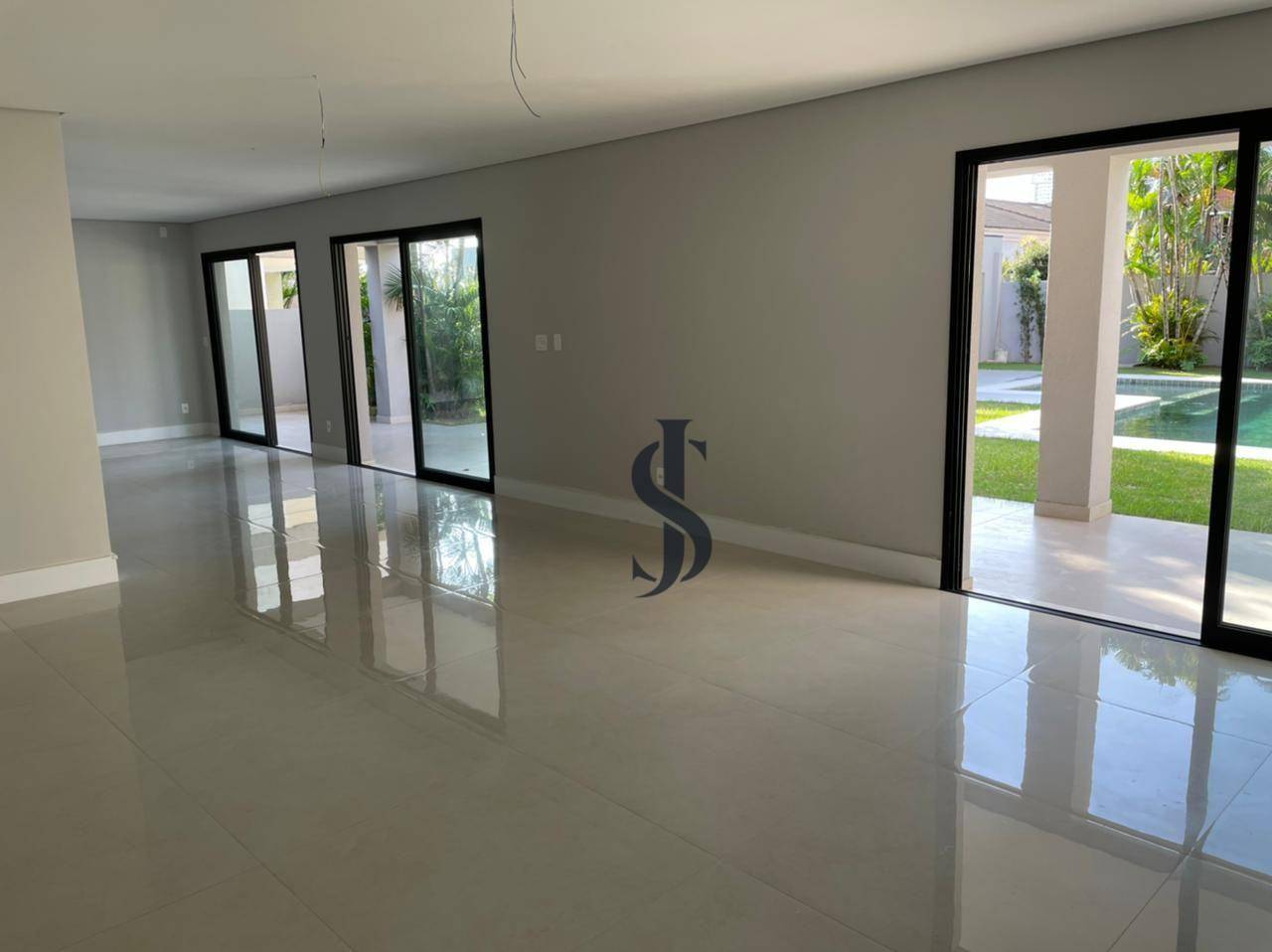 Casa à venda com 4 quartos, 390m² - Foto 14