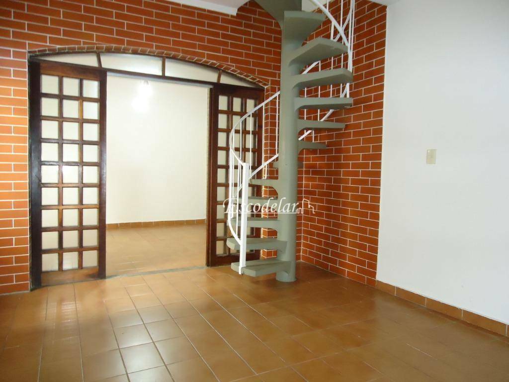 Sobrado para alugar com 3 quartos, 175m² - Foto 2