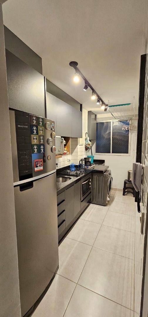 Apartamento para alugar com 2 quartos, 45m² - Foto 9
