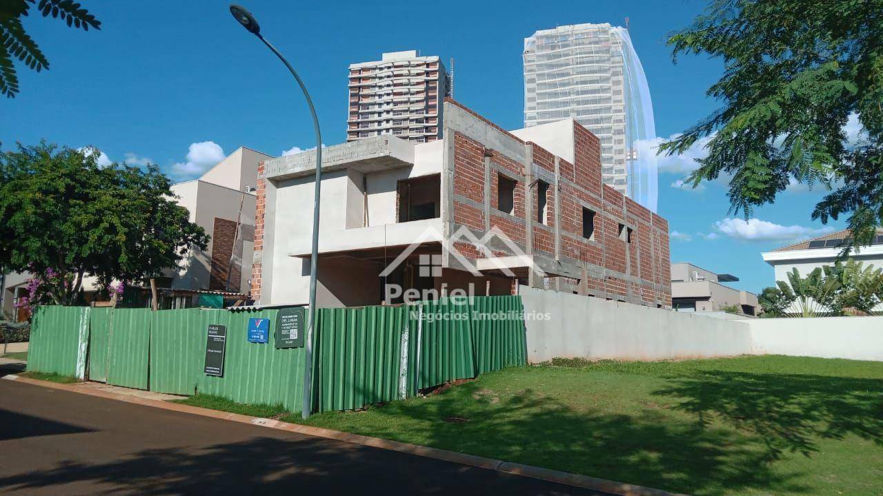 Sobrado à venda com 4 quartos, 447m² - Foto 1