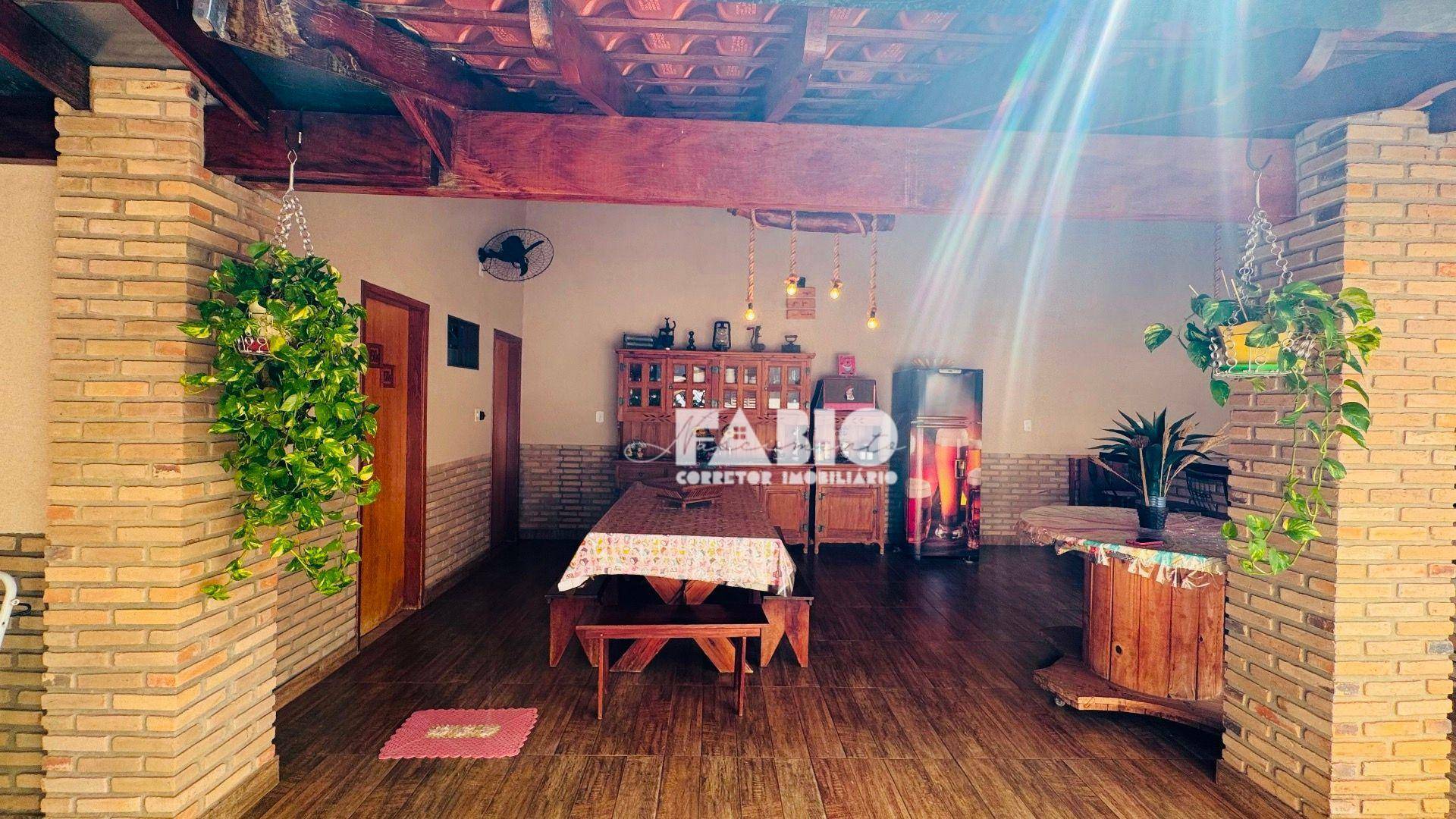 Casa à venda com 2 quartos, 150m² - Foto 14
