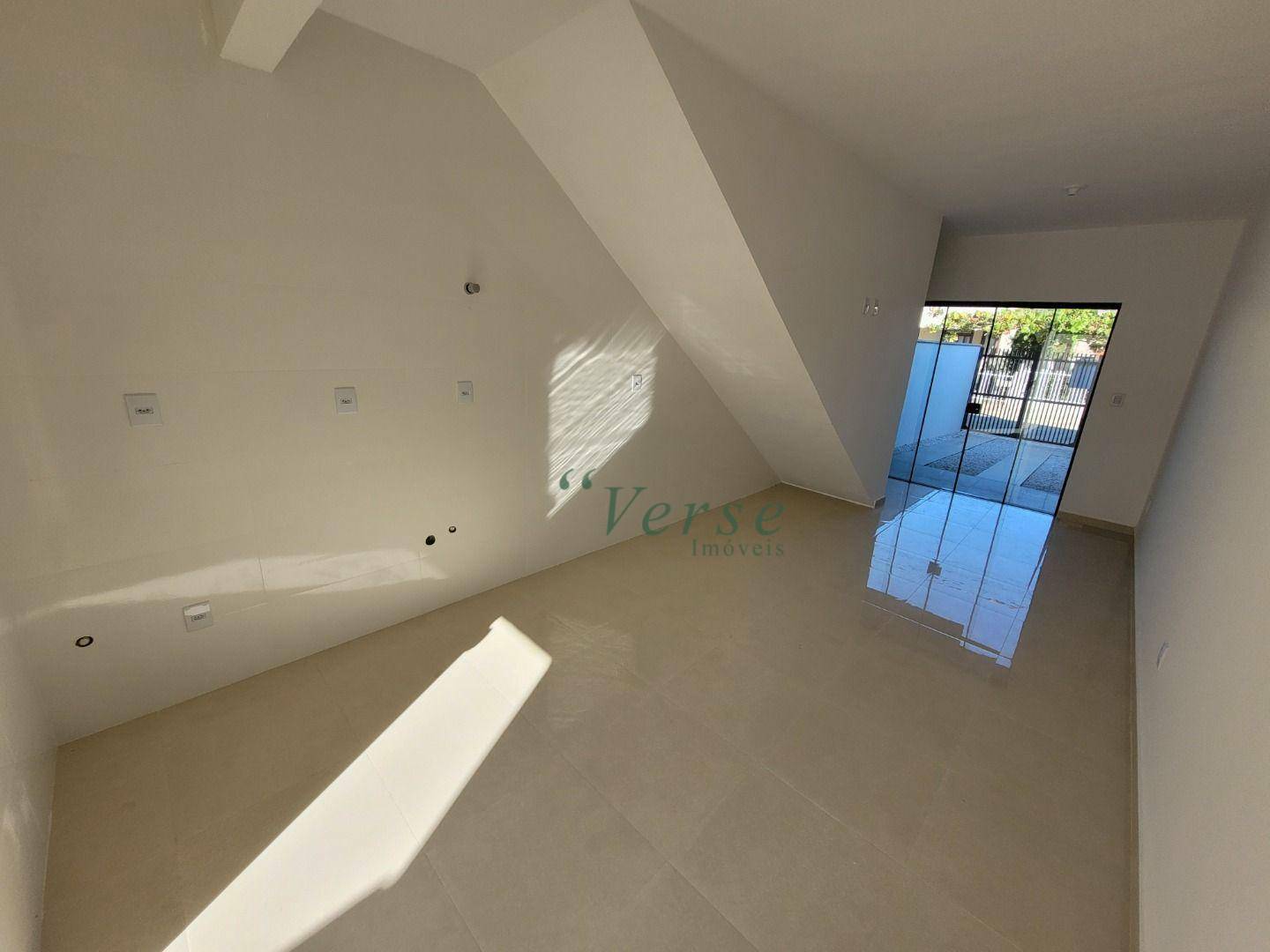 Sobrado à venda com 2 quartos, 66m² - Foto 1