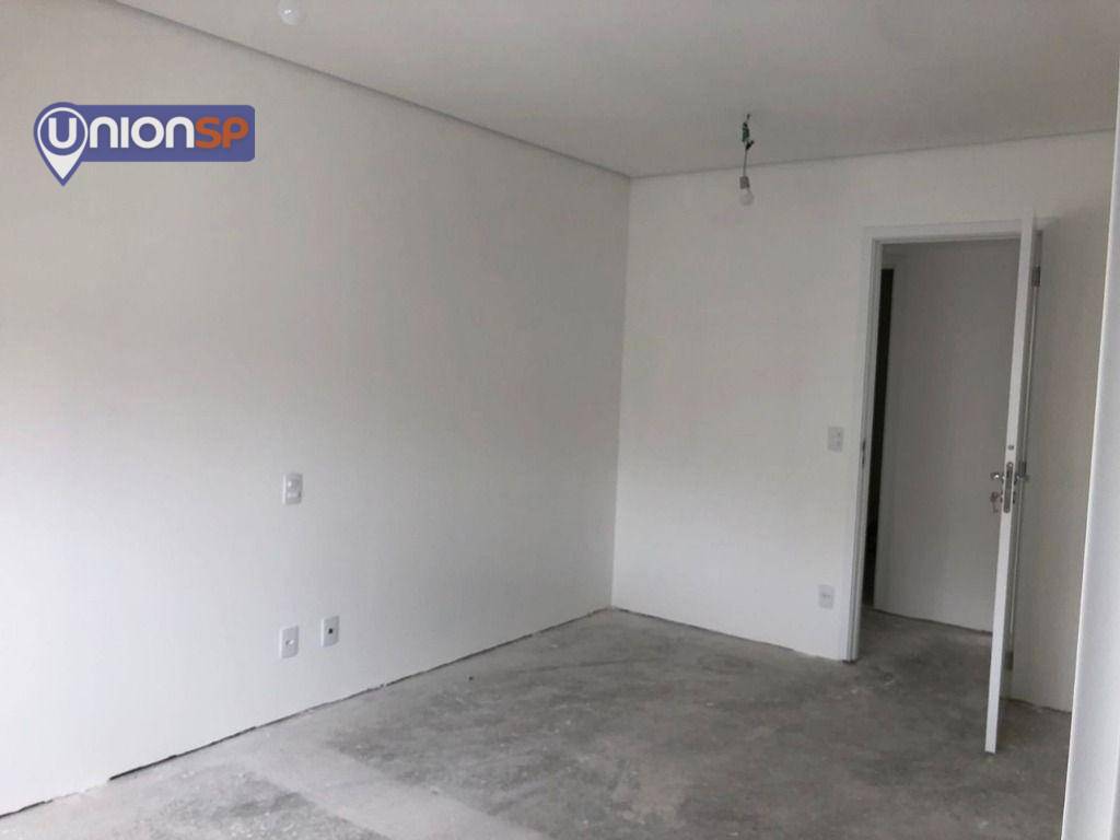 Apartamento à venda com 3 quartos, 142m² - Foto 6