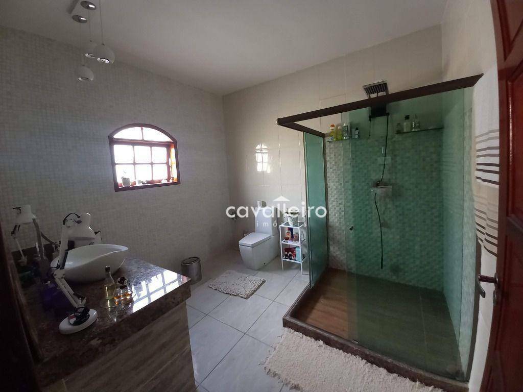 Casa à venda com 5 quartos, 355m² - Foto 11