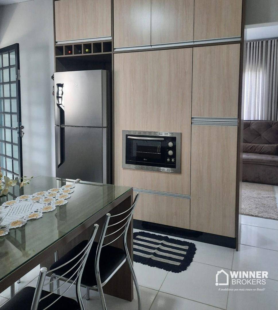 Casa à venda com 2 quartos, 130m² - Foto 4