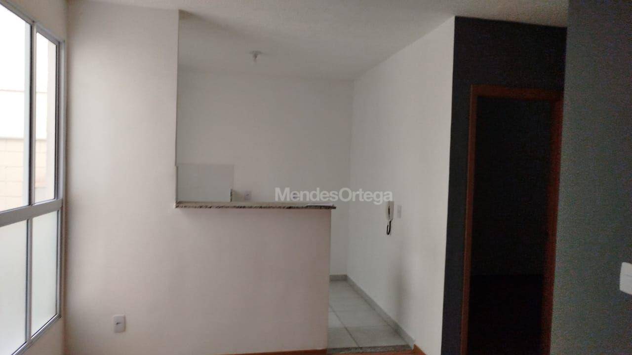 Apartamento para alugar com 2 quartos, 47m² - Foto 3