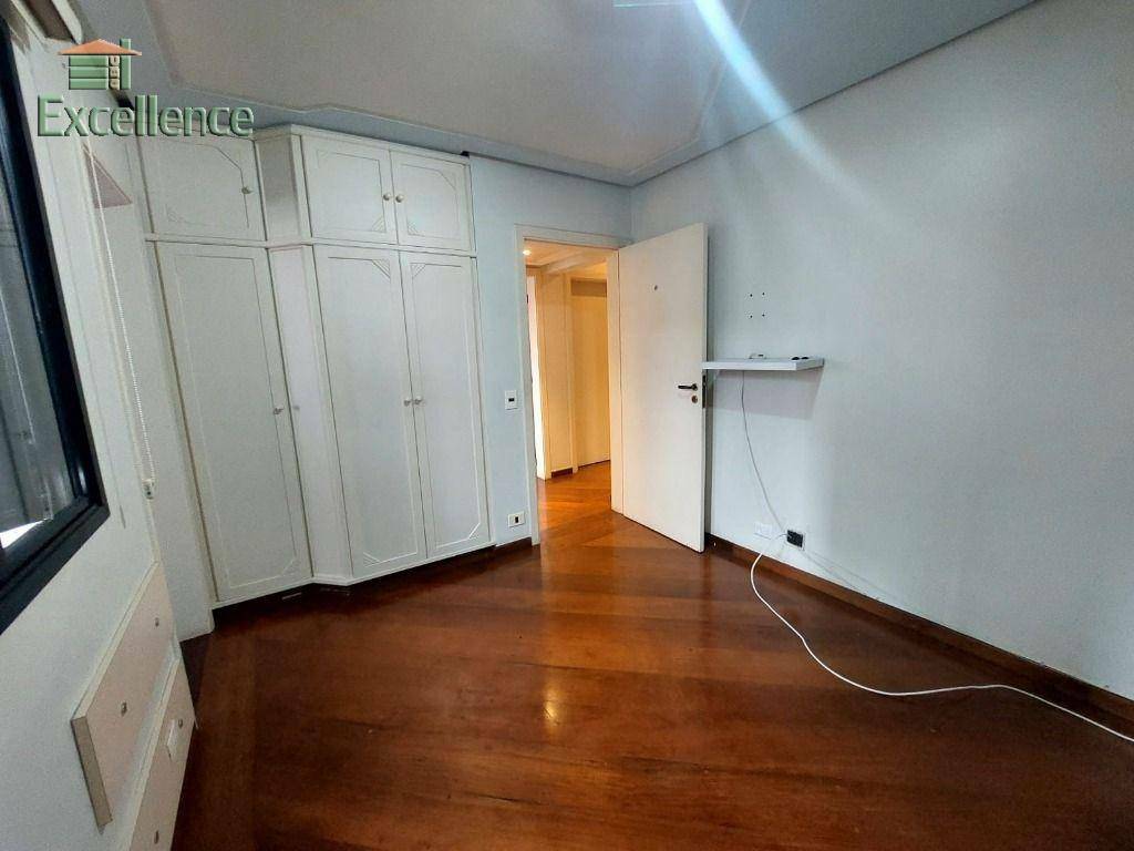 Apartamento à venda com 3 quartos, 165m² - Foto 19