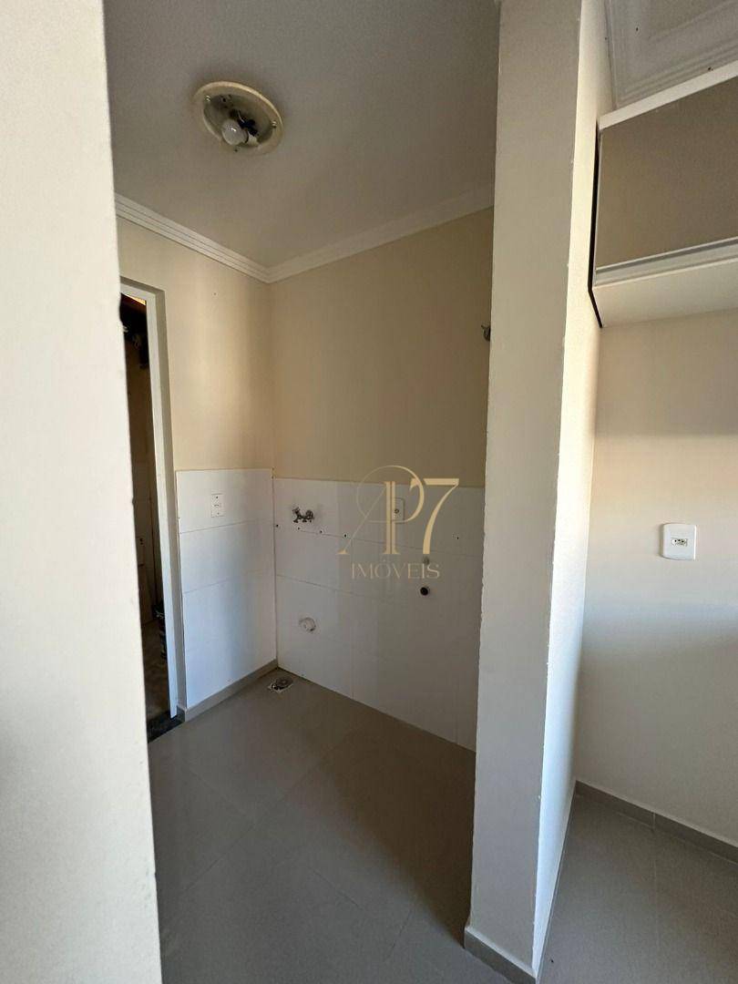 Apartamento à venda com 2 quartos, 58m² - Foto 18