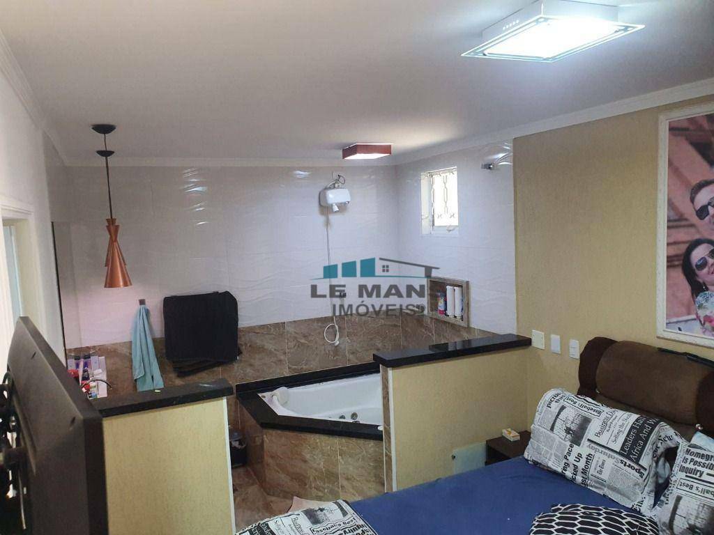 Casa à venda com 4 quartos, 200m² - Foto 26