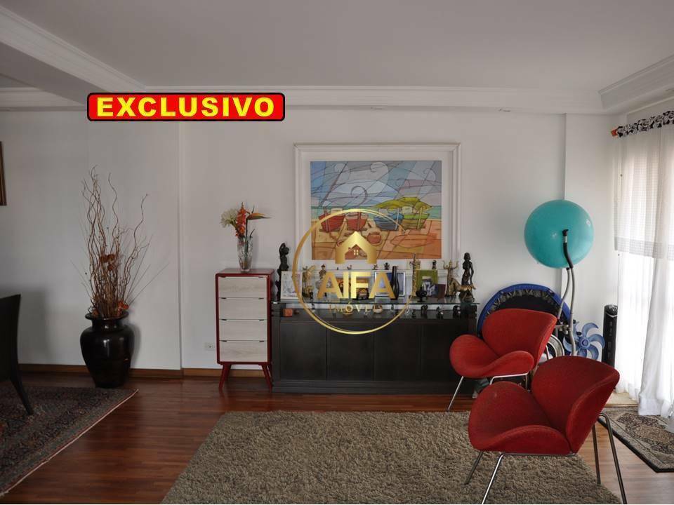 Apartamento à venda com 3 quartos, 127m² - Foto 1