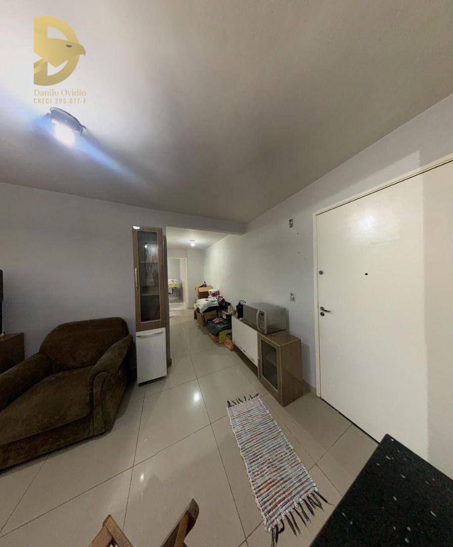 Apartamento à venda com 2 quartos, 45m² - Foto 13