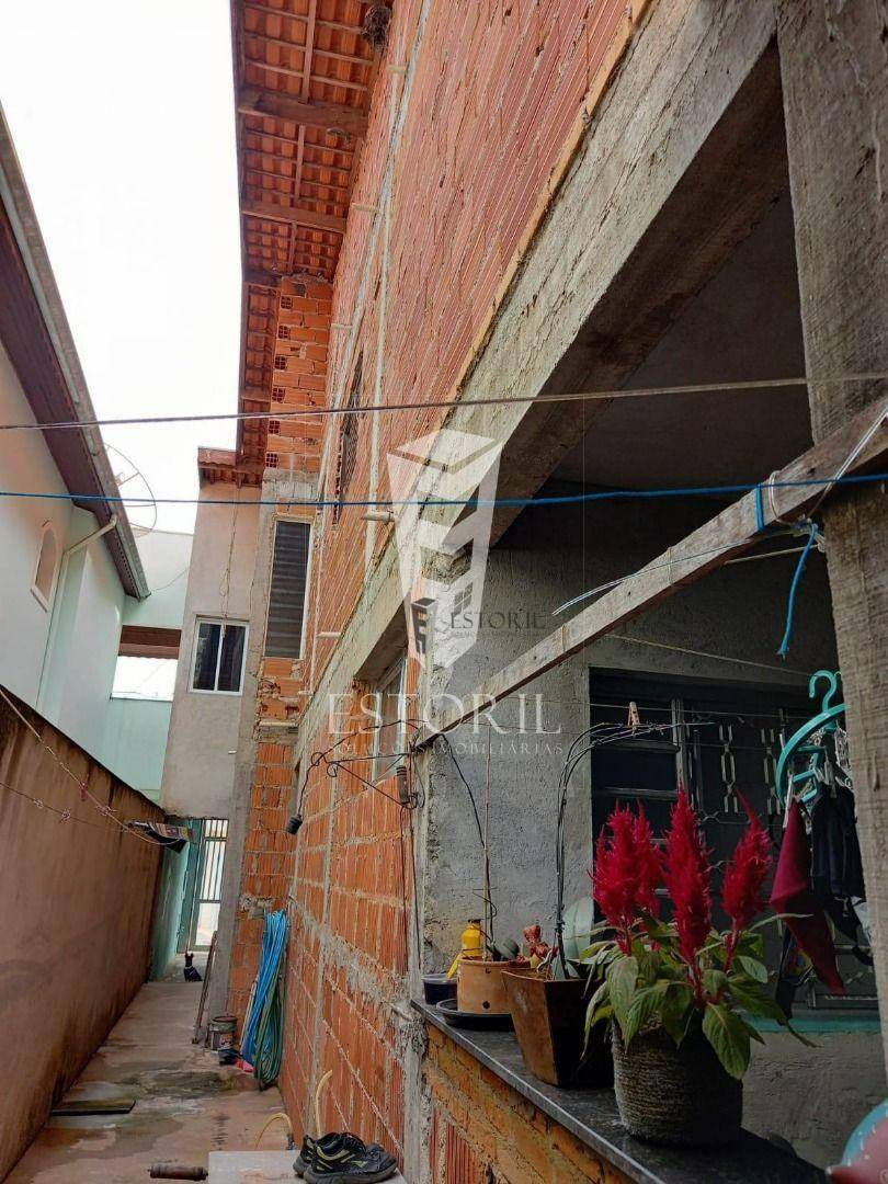 Sobrado à venda com 3 quartos, 190m² - Foto 13