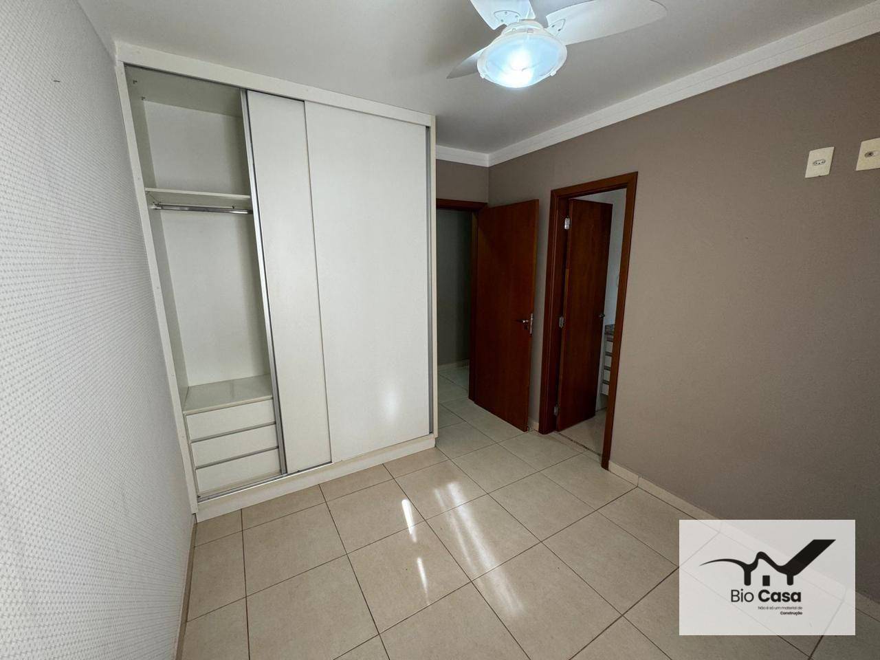 Apartamento à venda com 2 quartos, 66m² - Foto 7