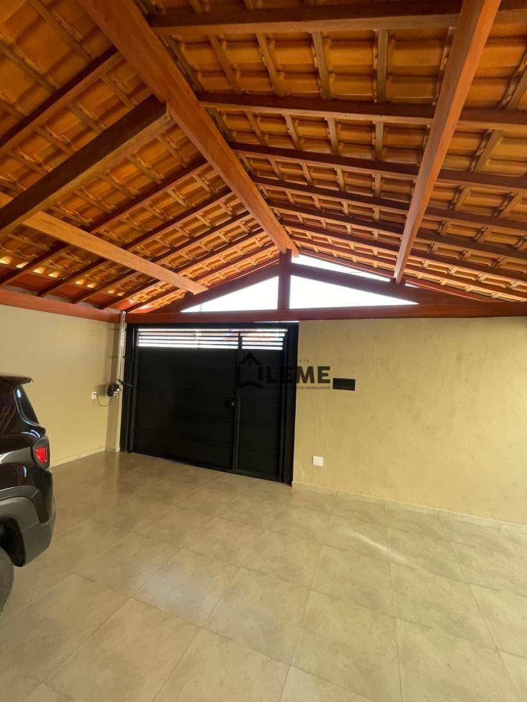 Casa à venda com 2 quartos, 160m² - Foto 9