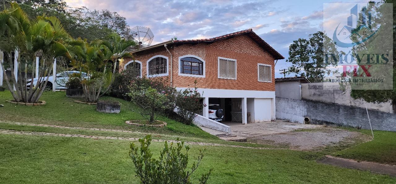 Fazenda à venda com 3 quartos, 250m² - Foto 2