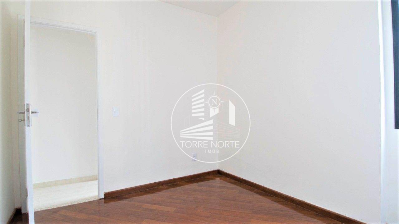 Apartamento à venda com 3 quartos, 69m² - Foto 4