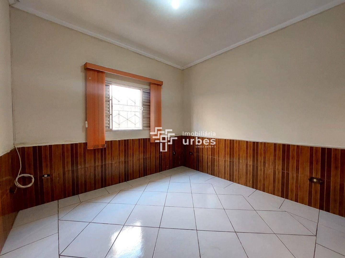 Casa para alugar com 2 quartos, 140m² - Foto 5