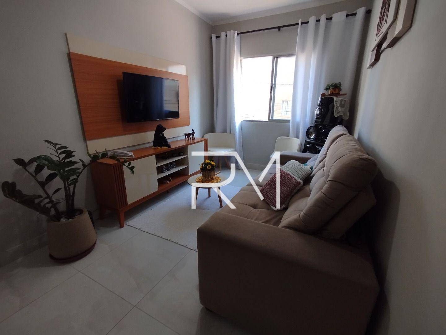 Apartamento à venda com 1 quarto, 42m² - Foto 2