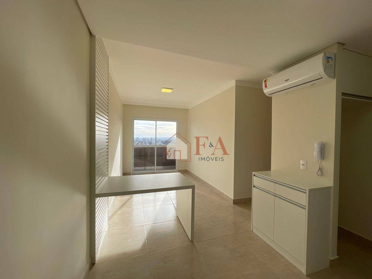 Apartamento à venda com 3 quartos, 66m² - Foto 1