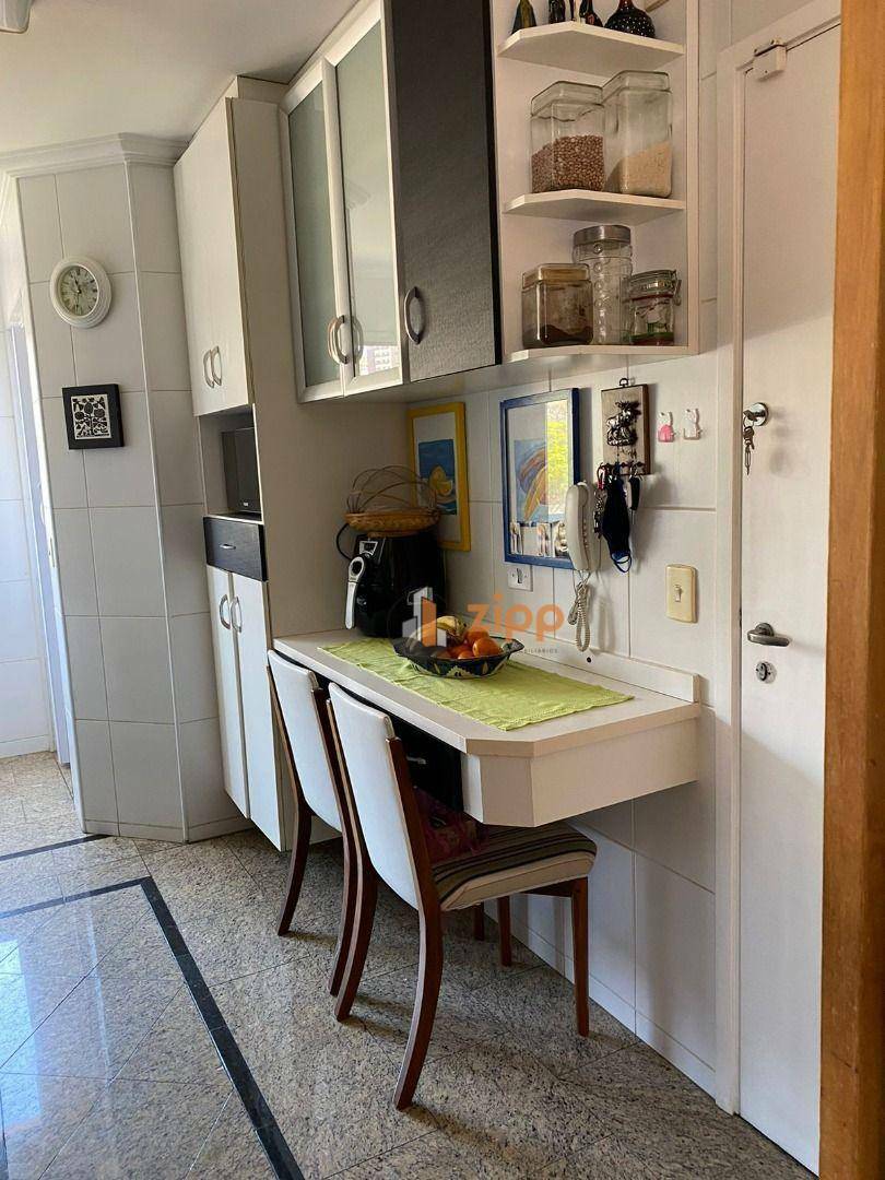 Apartamento à venda com 3 quartos, 75m² - Foto 3