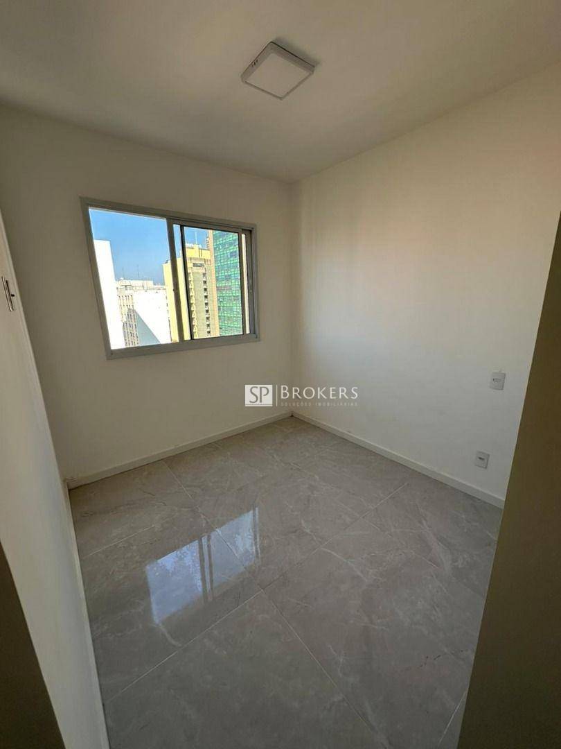 Apartamento à venda com 2 quartos, 57m² - Foto 15